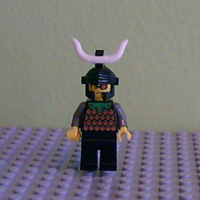 LEGO Minifigure-Knights' Kingdom I - Gilbert the Bad, Black Dragon Helmet, Horn, no Quiver-Castle / Knights Kingdom I-CAS043-Creative Brick Builders